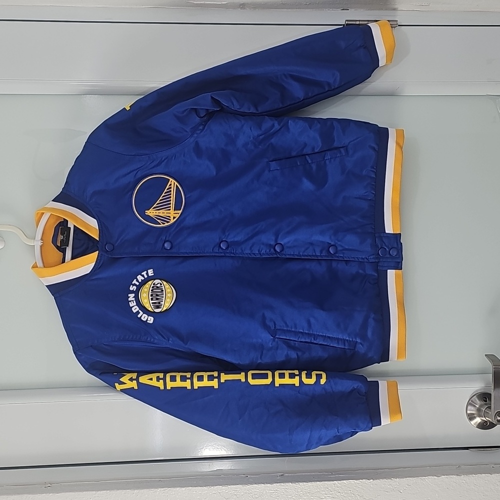 Golden State Warrior Youth Jackets (L 14-16) Retail 145.00. Perfect Conditions)